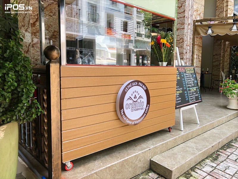 Cafe take away là mô hình kinh doanh khách hàng đến mua đồ rồi đem về