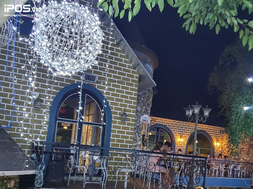 Dreamy Coffee – Café lâu đài độc đáo giữa lòng Lai Châu