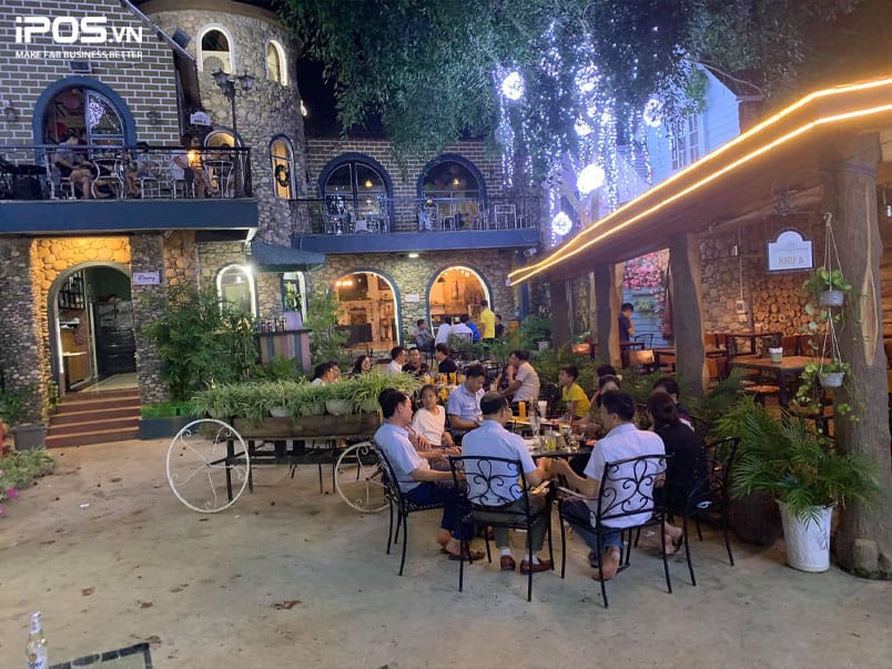 Dreamy Coffee – Café lâu đài độc đáo giữa lòng Lai Châu