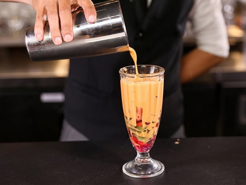 Mua sắm đồ dùng, thiết bị pha chế, máy bán hàng, phần mềm quản lý bán hàng