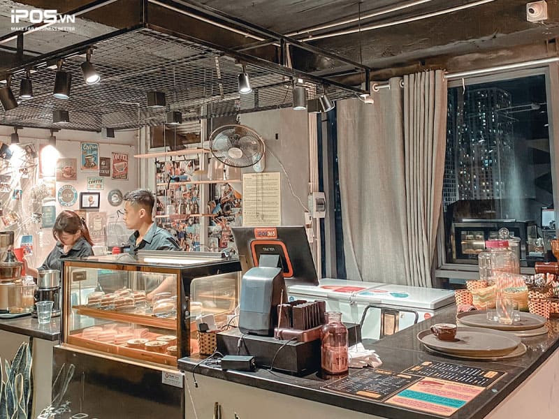 Wifi là yếu tố cần có trong quán café