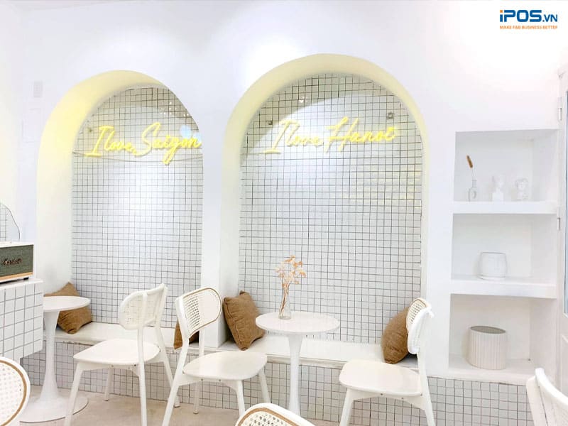 Quảng cáo, truyền thông tạo thương hiệu cũng như đem hình ảnh sản phẩm đến gần với khách hàng