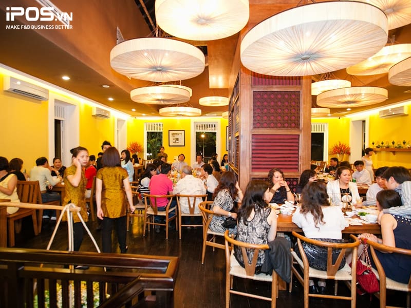 xác định khách hàng tiềm năng của quán