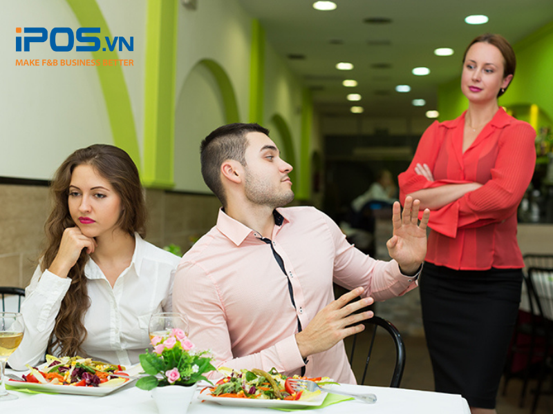 Khách hàng không hài lòng nếu giá cả của sản phẩm quá cao so với chất lượng