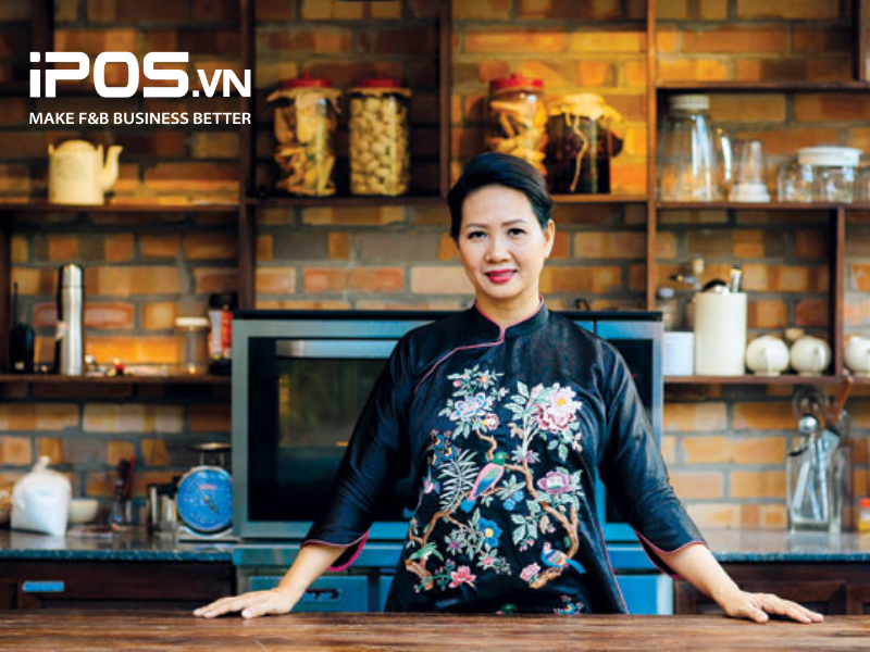 Doanh nhân Đoàn Thị Thu Thủy - chủ nhà hàng Bếp Nhà Xứ Quảng cho biết đã là chủ quán thì phải có hiểu biết về ẩm thực 