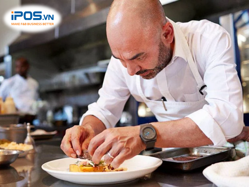 bếp chính nhà hàng