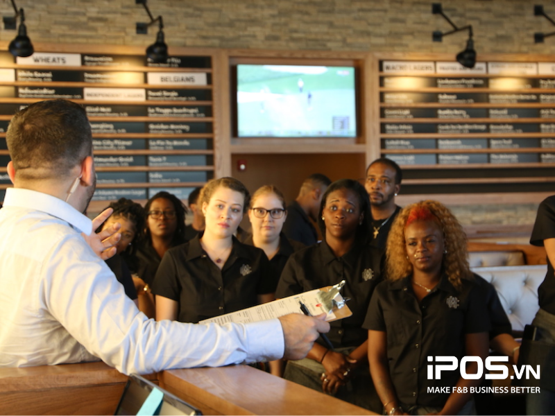 tuyen dung nhan vien nha hang