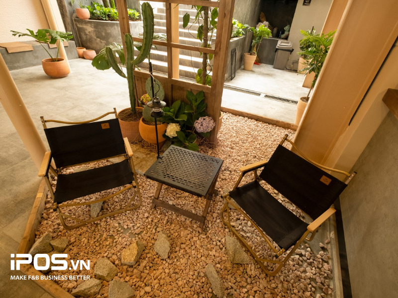 Bàn ghế phong cách cắm trại độc lạ và cực chill cho giới trẻ