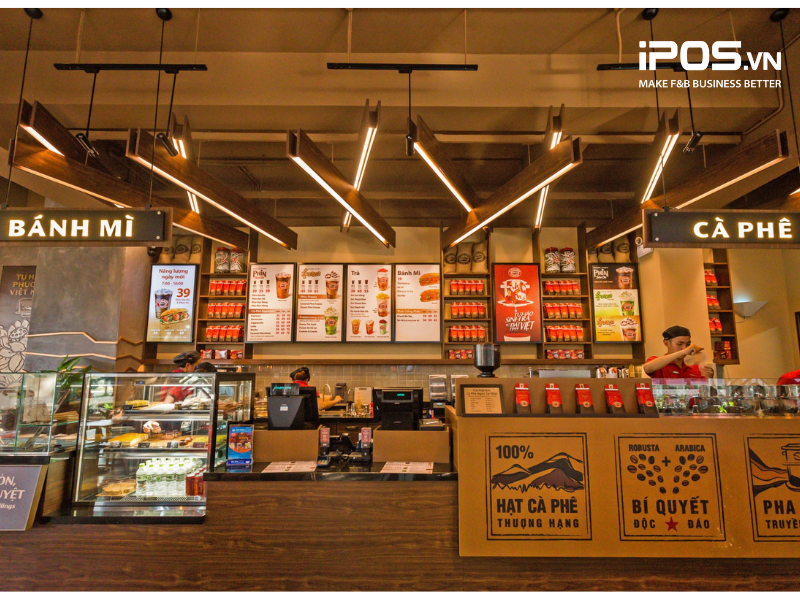 Highlands Coffee sở hữu tệp khách quen khá lớn nên gặp ít rủi ro trong việc tăng giá