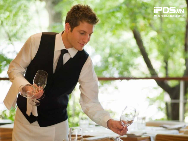 thuyet-phuc-khach-hang-kho-tinh