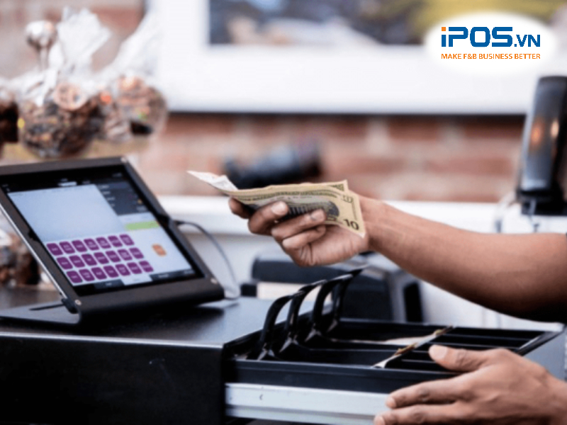 ky-nang-thu-ngan-nha-hang-1