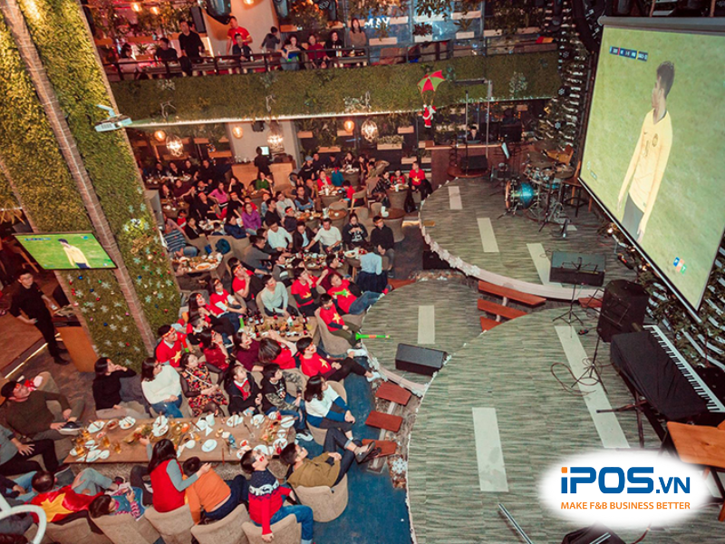 quan-cafe-bong-da-ha-noi-1