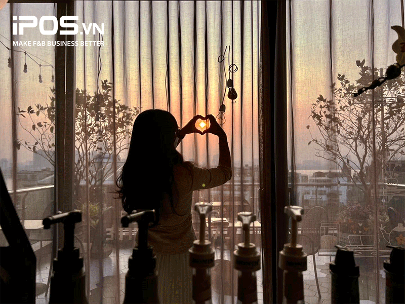 Mô hình Cafe Sân thượng