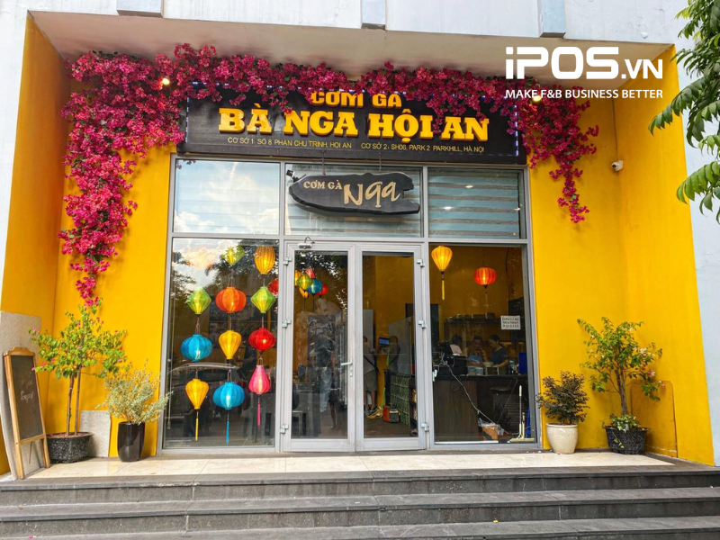 Cơm gà Bà Nga là thương hiệu có tiếng tăm tại Hội An nay đã có mặt tại Hà Nội 