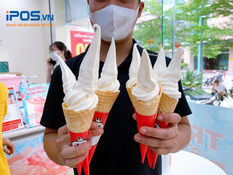 Món kem ốc quế đặc trưng làm nên tên tuổi của Mixue