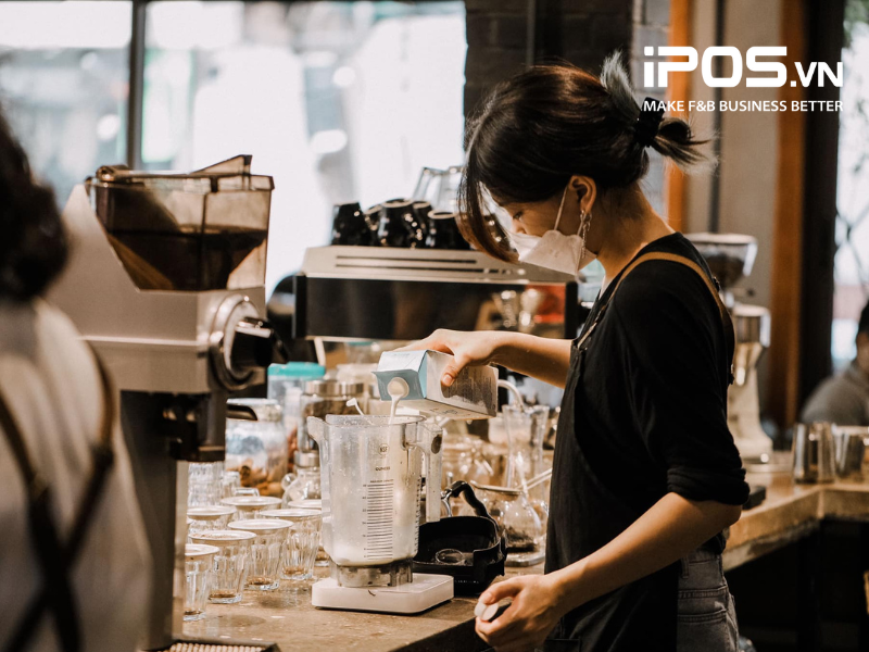 Nội quy nhân viên quán cafe yêu cầu người pha chế phải có trách nhiệm bảo quản và giữ gìn dụng cụ