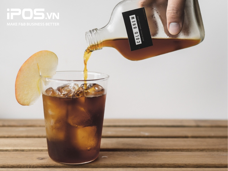 Cold brew táo bạc hà là sự kết hợp khá thú vị và mới mẻ