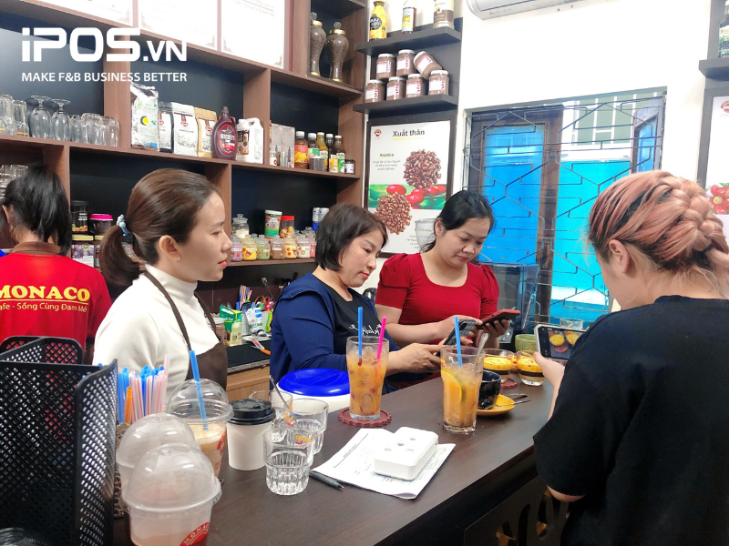 Monaco Coffee đào tạo, training kỹ lưỡng trước khi quán đi vào hoạt động