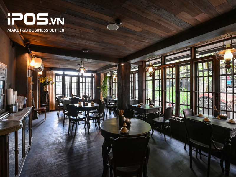 Không gian cổ điển gần gũi nhưng không kém phần sang trọng của nhà hàng Tầm Vị