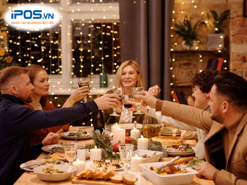 meo-trong-nha-hang-4