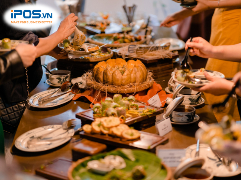 meo-trong-nha-hang-5