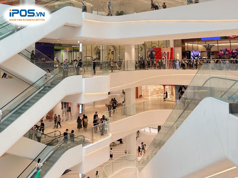 Nhiều chủ đầu tư lo ngại về việc mở nhà hàng trong trung tâm thương mại thì tiền lãi liệu có "đủ gồng" tiền thuê mặt bằng?