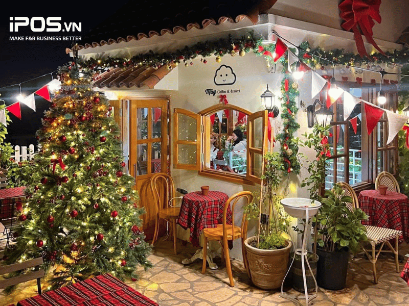 quán cafe trang trí Noel