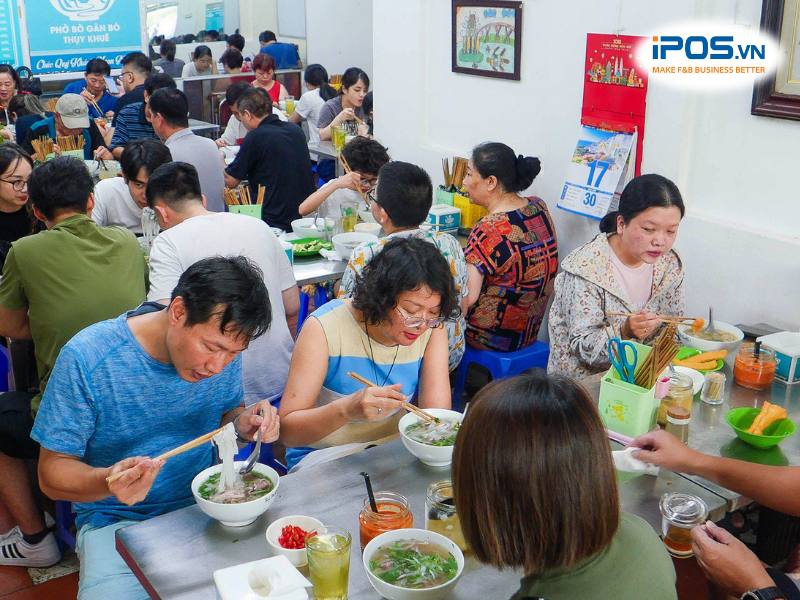 Đặc điểm của mô hình kinh doanh quán phở tại Việt Nam