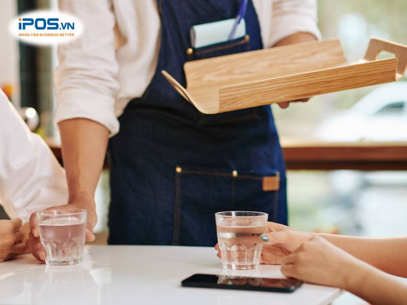 Quy định lương làm thêm ngày lễ Tết cho nhân viên nhà hàng, quán cafe