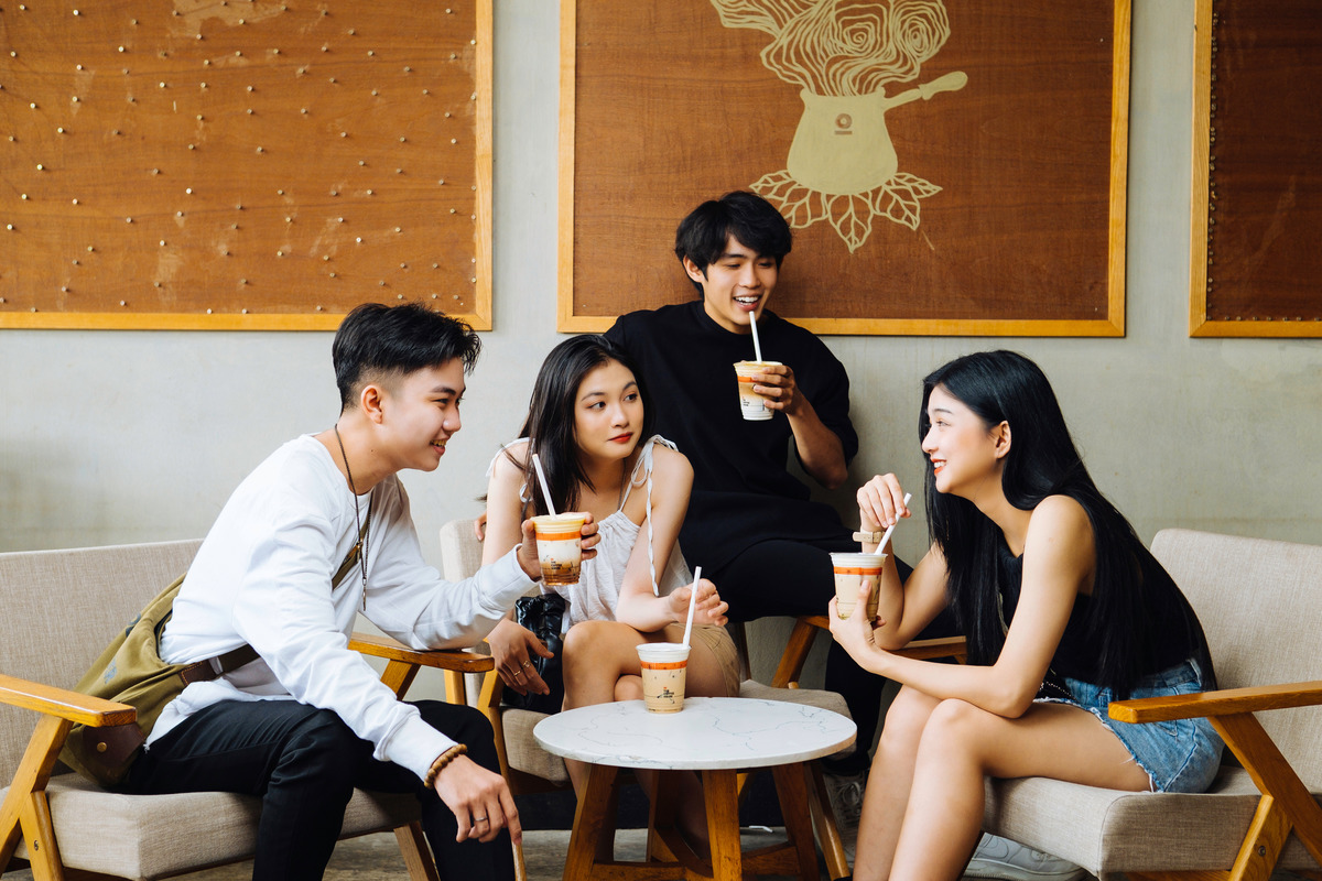 Bức tranh toàn cảnh &#038; xu hướng kinh doanh F&#038;B năm 2025 &#8211; 2026. Doanh nghiệp bị “vỡ mộng” hay khai phá hướng đi riêng?